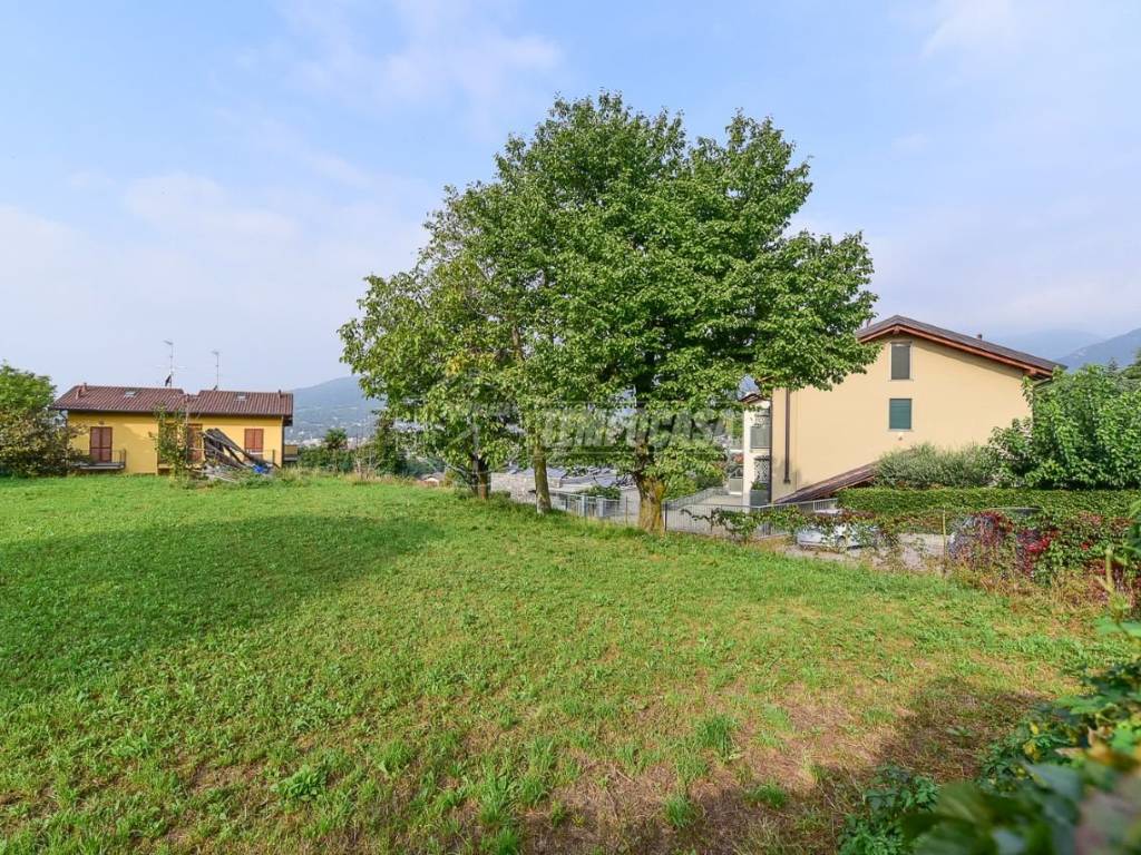 Terreno a Erba in Via Giuseppe Parini - Foto 3