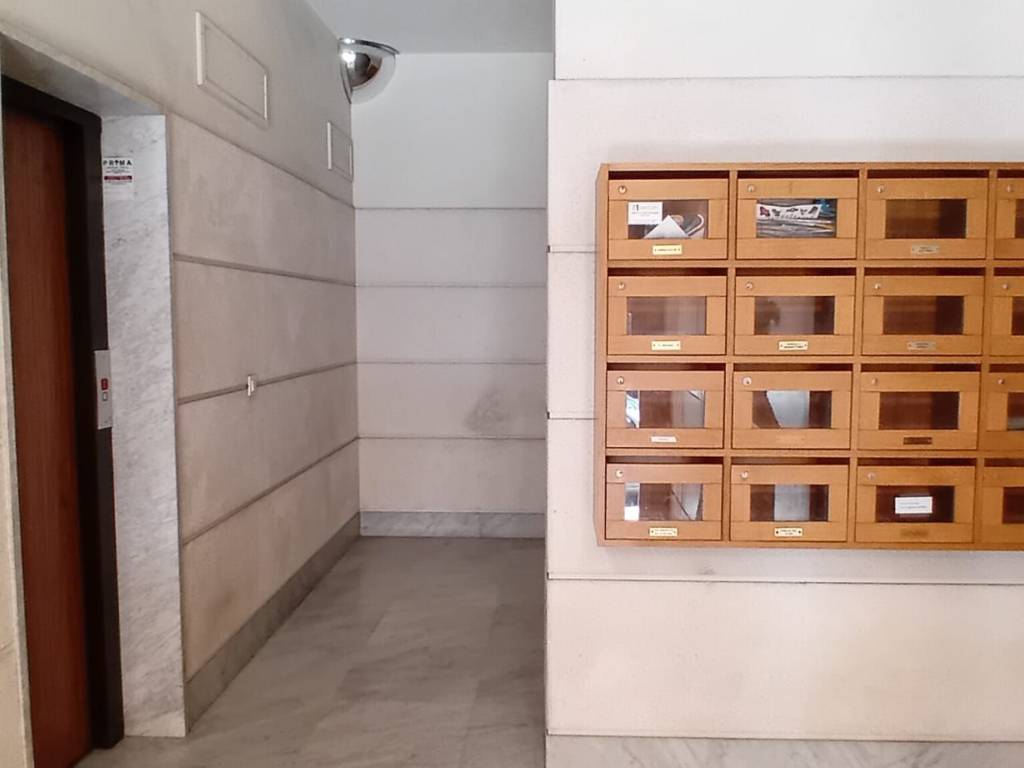 Attico / mansarda a Bari in Via Dante Alighieri - Foto 2