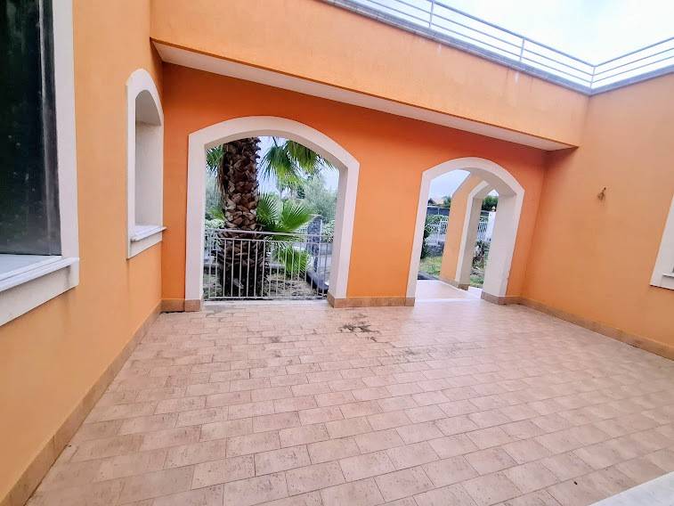 Villa a Pedara in Via Padre Pio - Foto 5