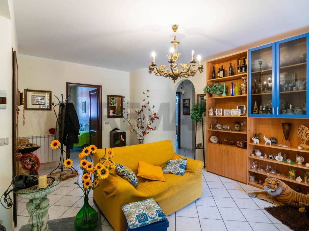 Appartamento a Aci catena in Via Pozzo, 75 - Foto 2