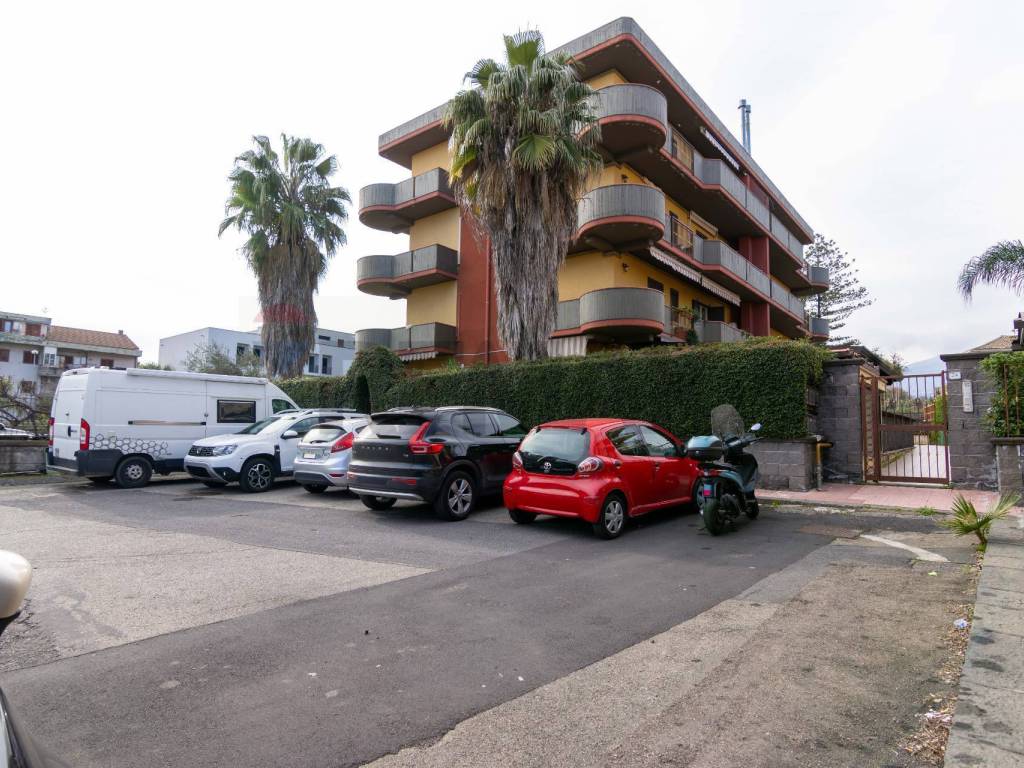 Appartamento a Giarre in Via Angelina Damiani Lanza, 24 - Foto 2