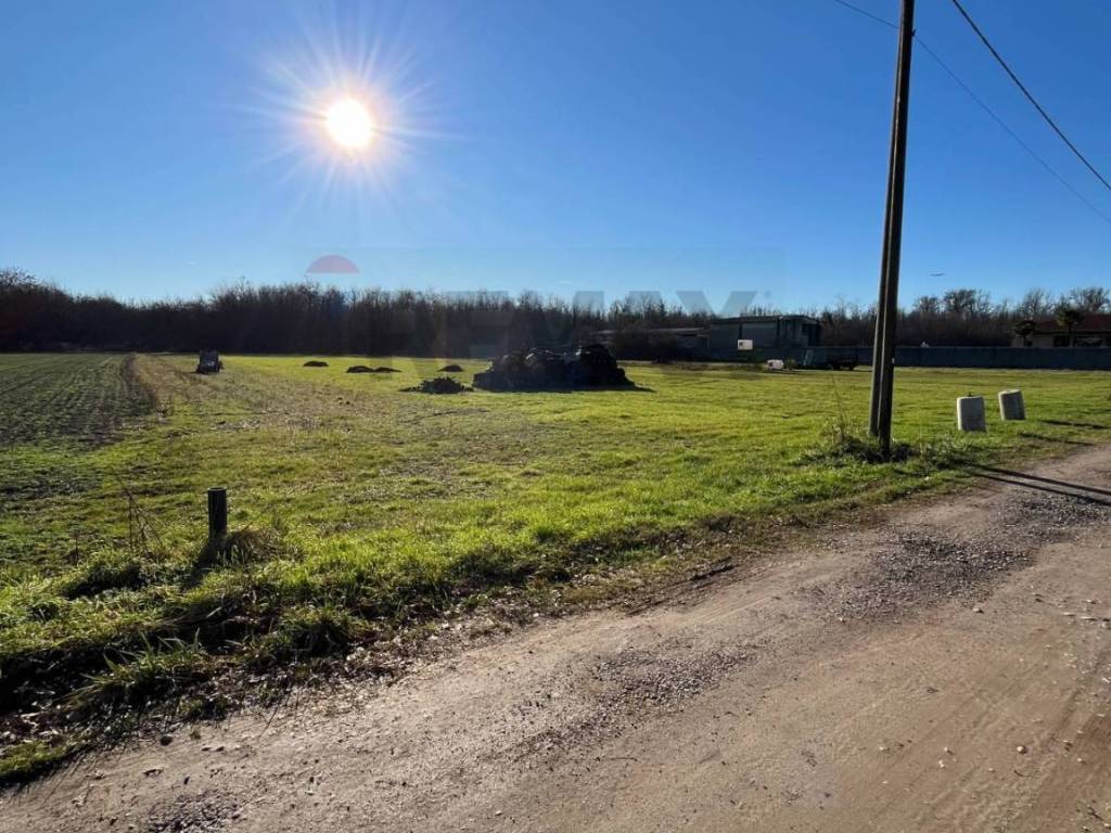 Terreno a Vanzaghello - Foto 2