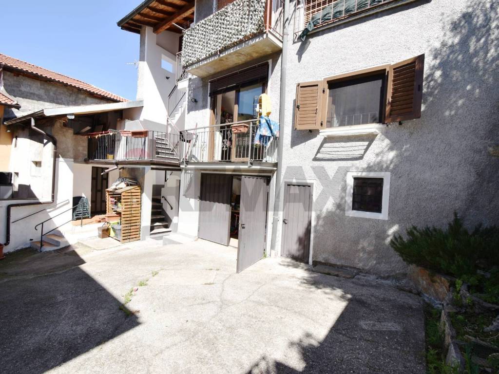 Appartamento a Cunardo - Foto 2