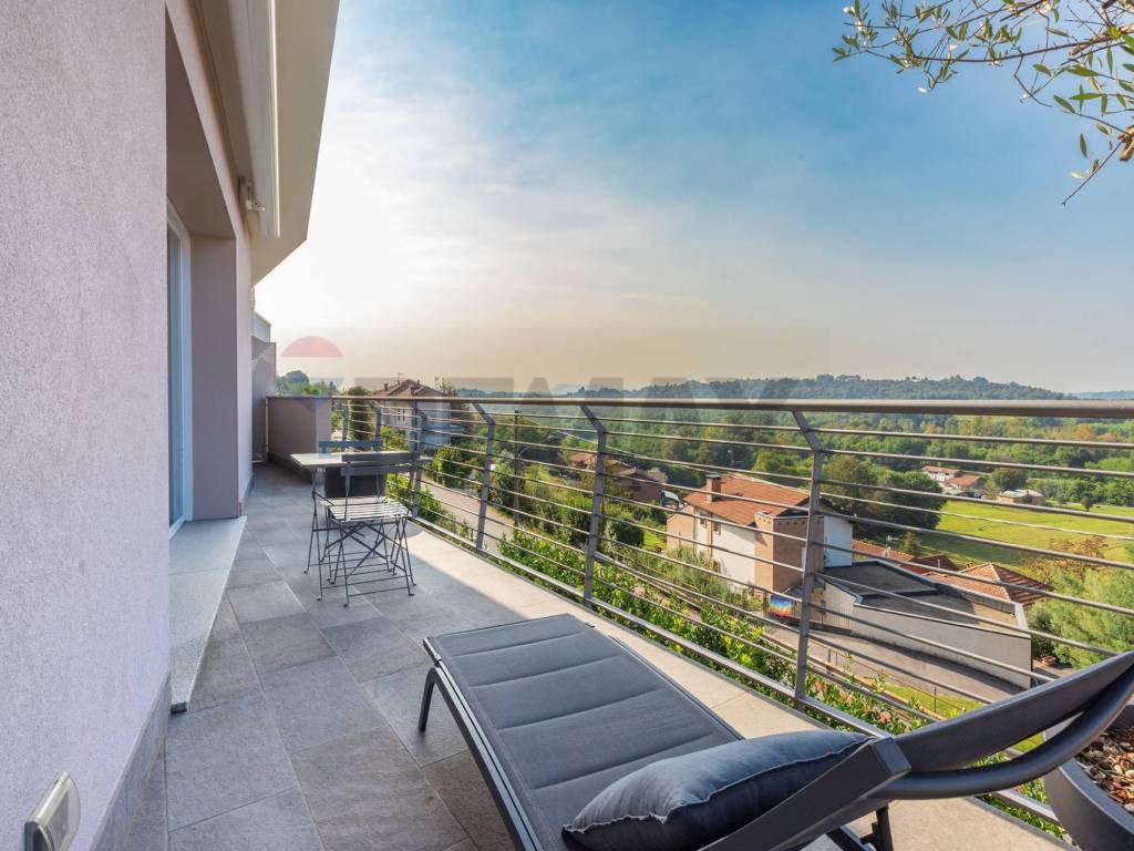 Appartamento a Besozzo in via Beolchi - Foto 5