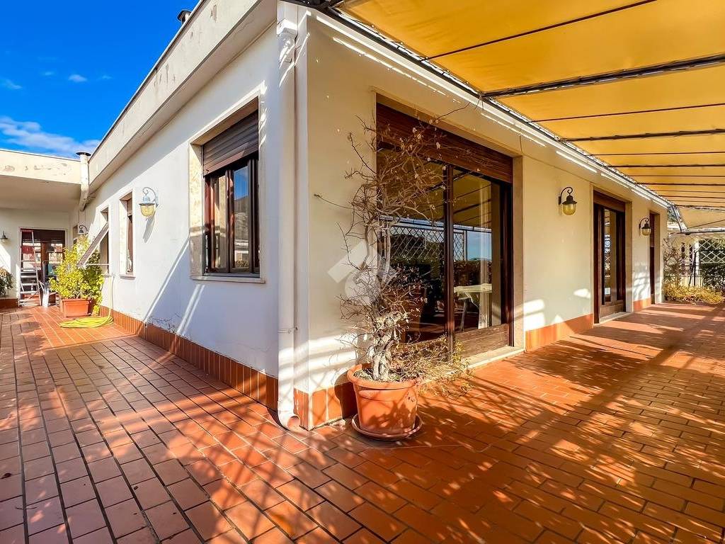 Appartamento a Formia in Via Vincenzo Bellini, 2 - Foto 2