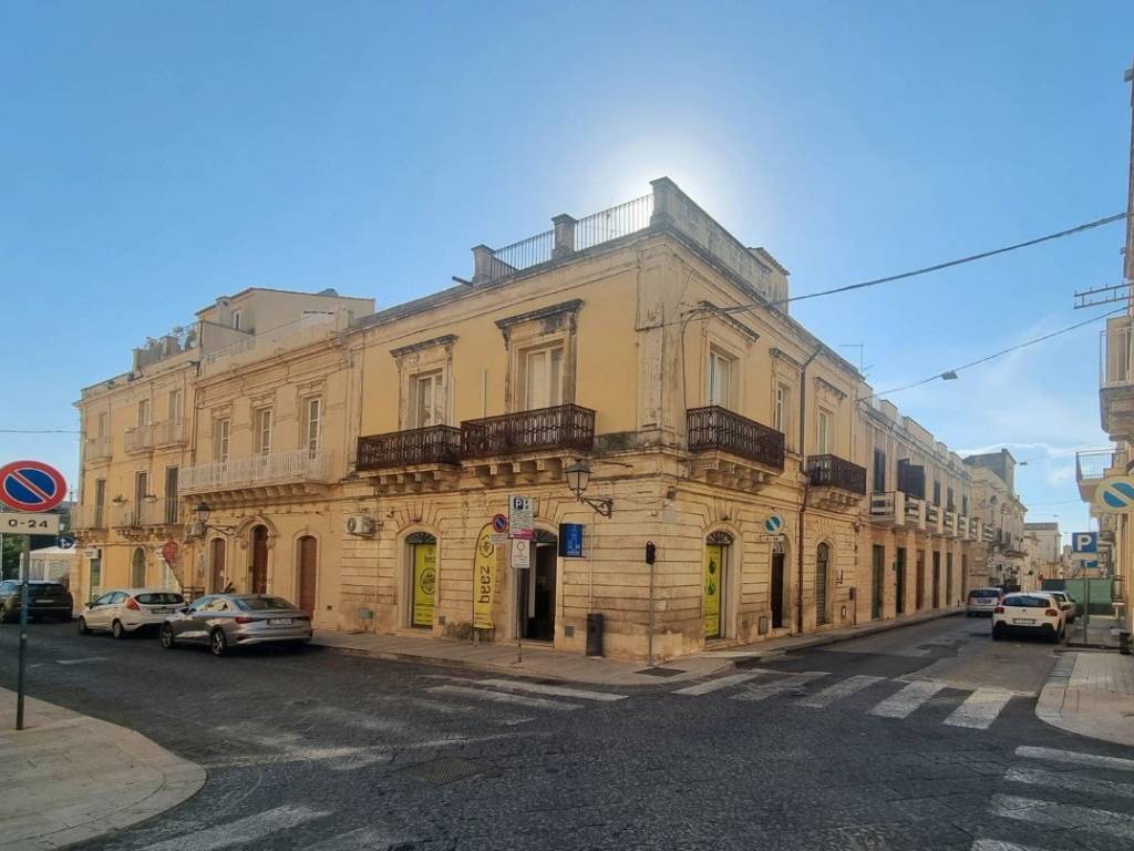 Villa a Avola in VIA MILANO, 51 - Foto 2