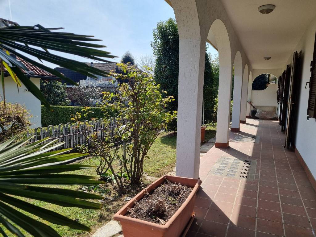 Villa a Rivalta di torino in Via Francesco Petrarca, 11 - Foto 4