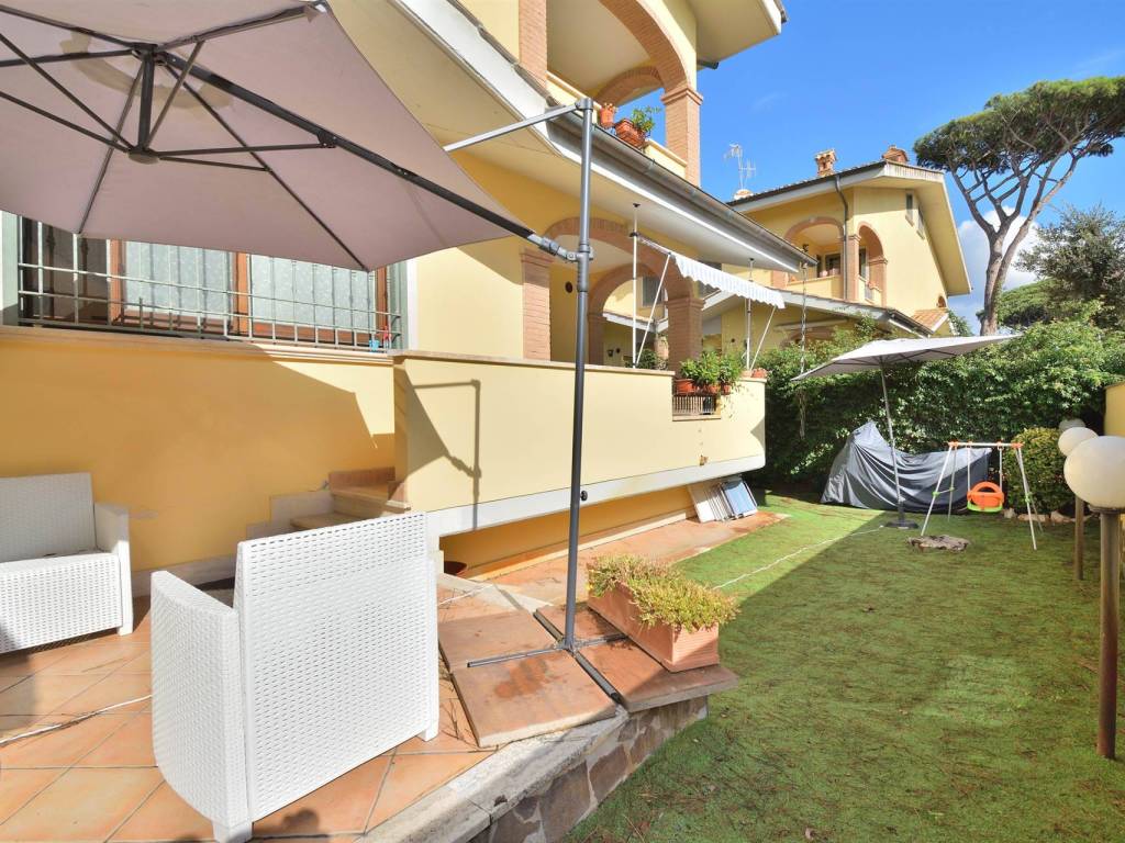 Villa a Fiumicino in Via Numana, 34 - Foto 5