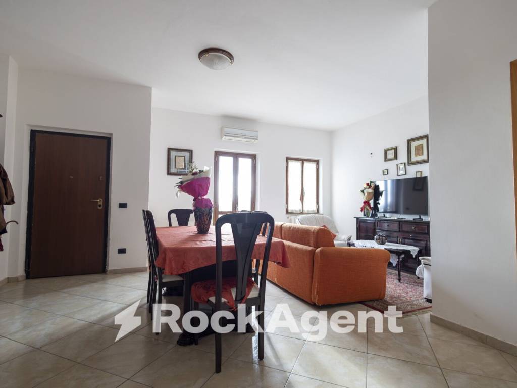 Villa a Soveria simeri in Via Roberto Niederer - Foto 5