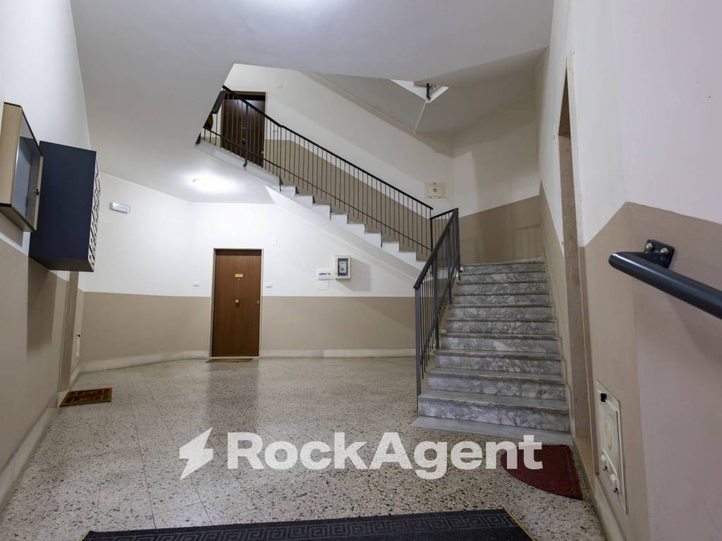 Appartamento a Catanzaro in Via Giovanni Patari, 2 - Foto 2