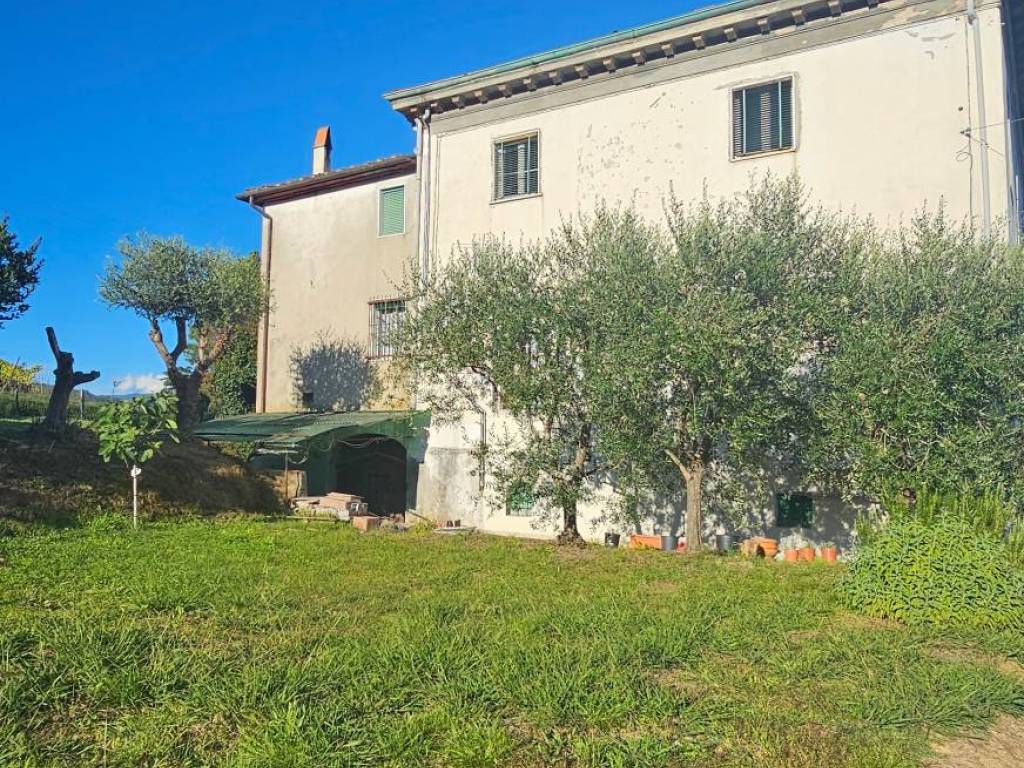 Villa a Capannori in Via dei Pezzini - Foto 2