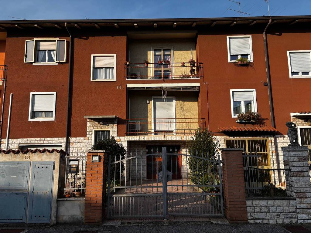 Appartamento a Brescia in Via Piadena - Foto 2