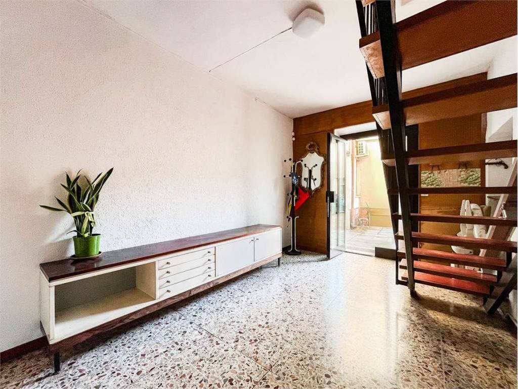 Appartamento a Sesto calende in via Piave, 59 - Foto 5