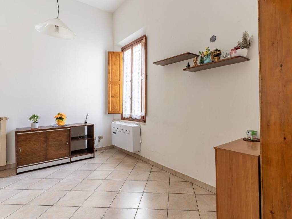 Appartamento a Empoli in Piazza Pinturicchio, , 50053 - Foto 2