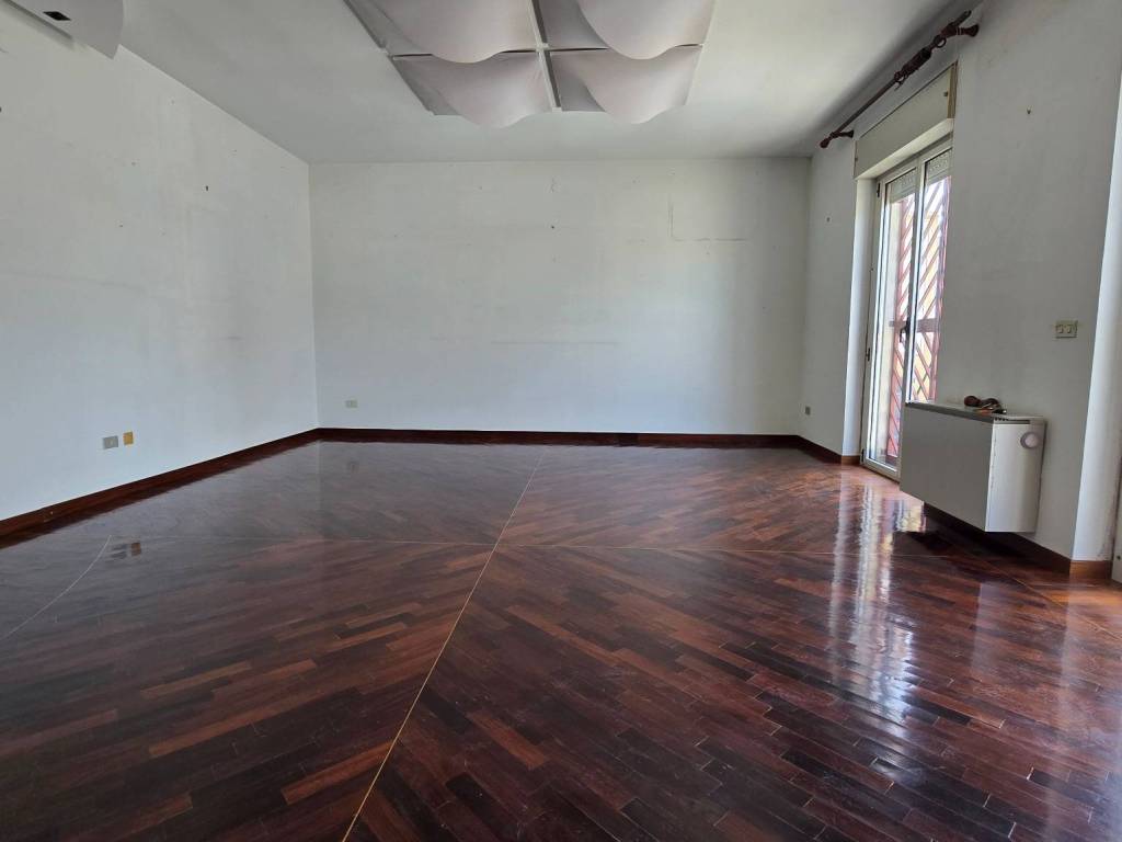 Appartamento a Conversano in Via Amedeo Modigliani - Foto 4