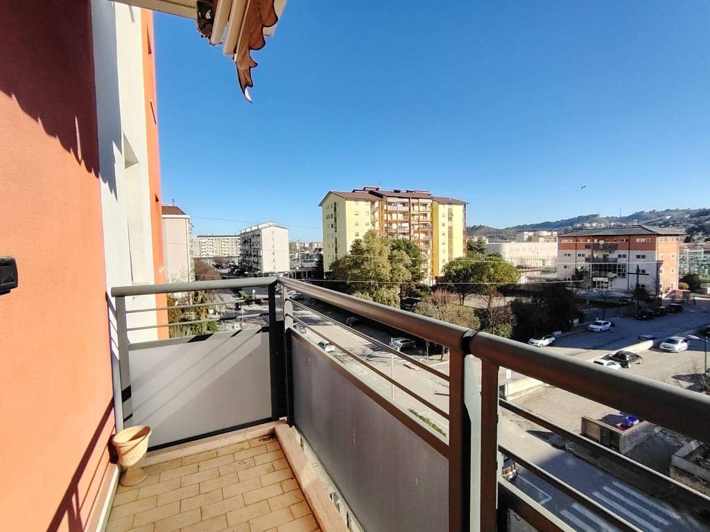 Appartamento a Pescara in Via Aldo Moro, 40 - Foto 4