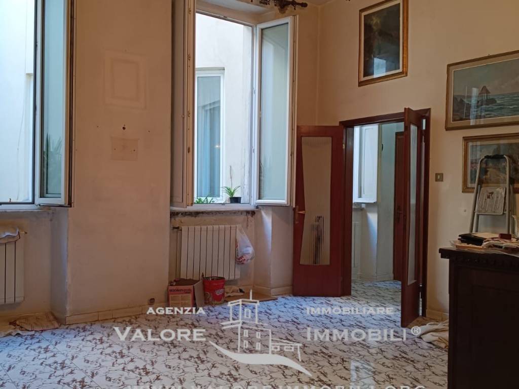 Appartamento a Livorno in Piazza Giuseppe Mazzini, 7 - Foto 5