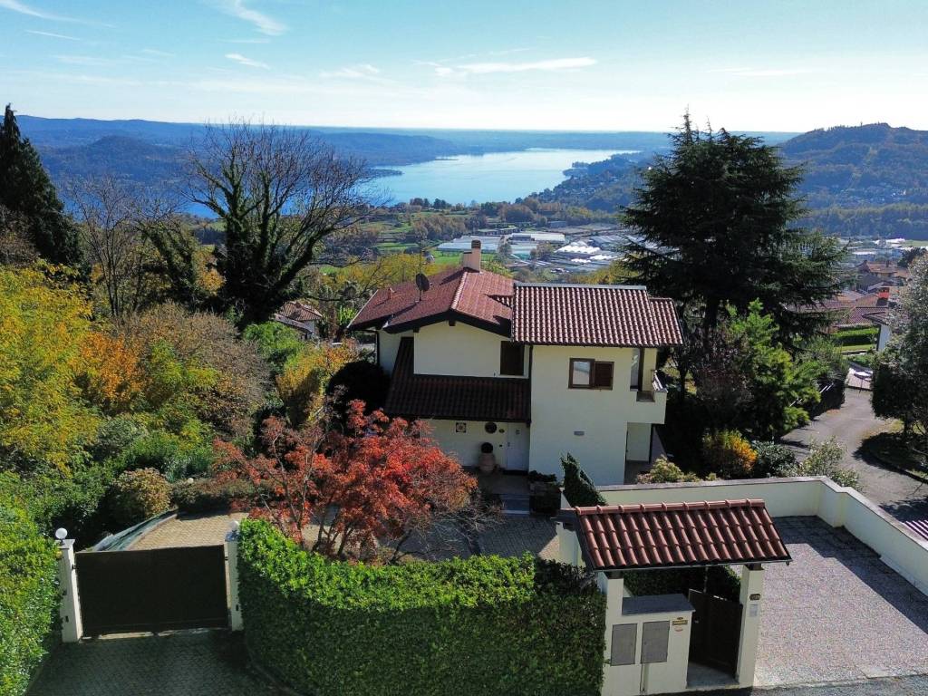 Villa a Nebbiuno - Foto 3