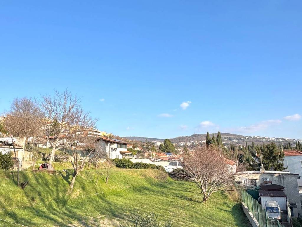Terreno a Trieste in Via Fonte Oppia, 16 - Foto 4