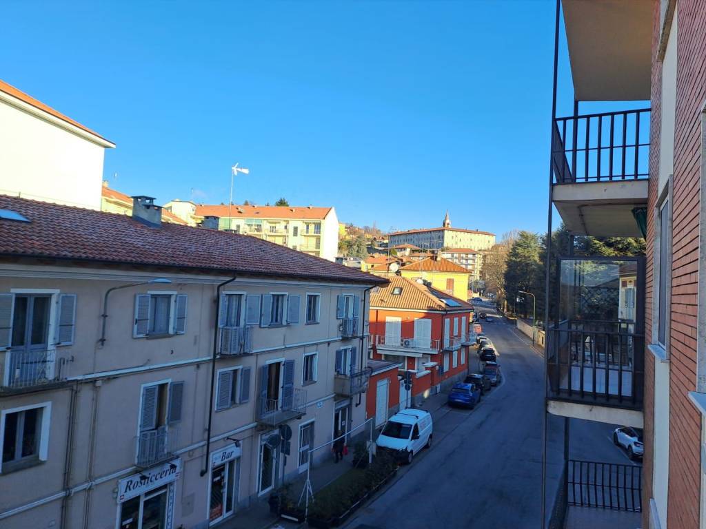 Appartamento a Pinerolo in Via dei Mille, 11 - Foto 5
