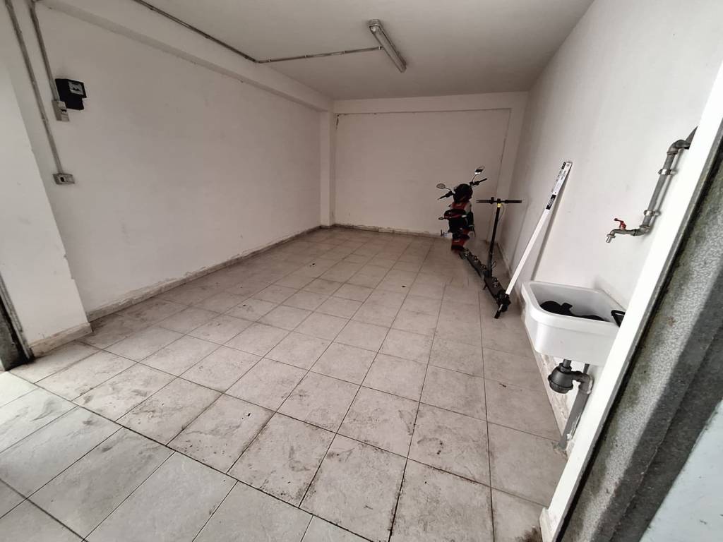 Box / garage a Salerno in Viale Richard Wagner - Foto 2