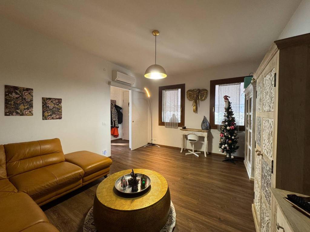 Villa a Mirano in Via Ca' Rezzonico - Foto 5