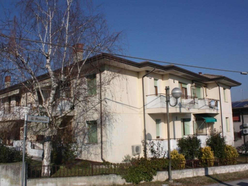 Appartamento a Polesella in Via Condotti, 483 - Foto 2