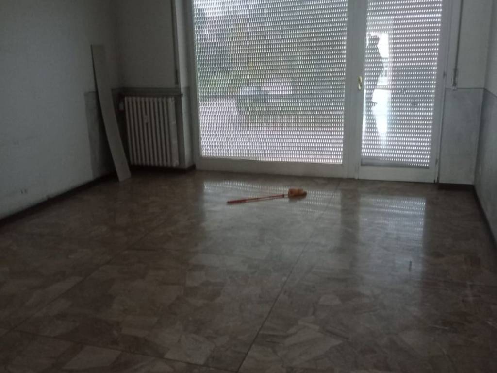 Appartamento a Castelletto sopra ticino in Via Riviera - Foto 4