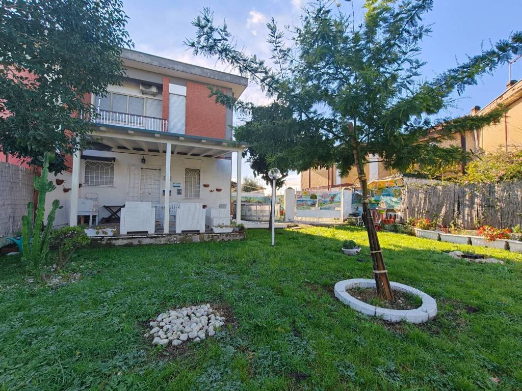 Villetta a schiera a Ardea in Viale Colle Romito, 285 - Foto 3