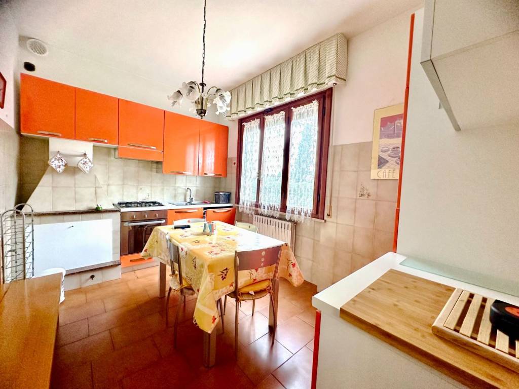 Appartamento a Pontedera in via del Popolo - Foto 5