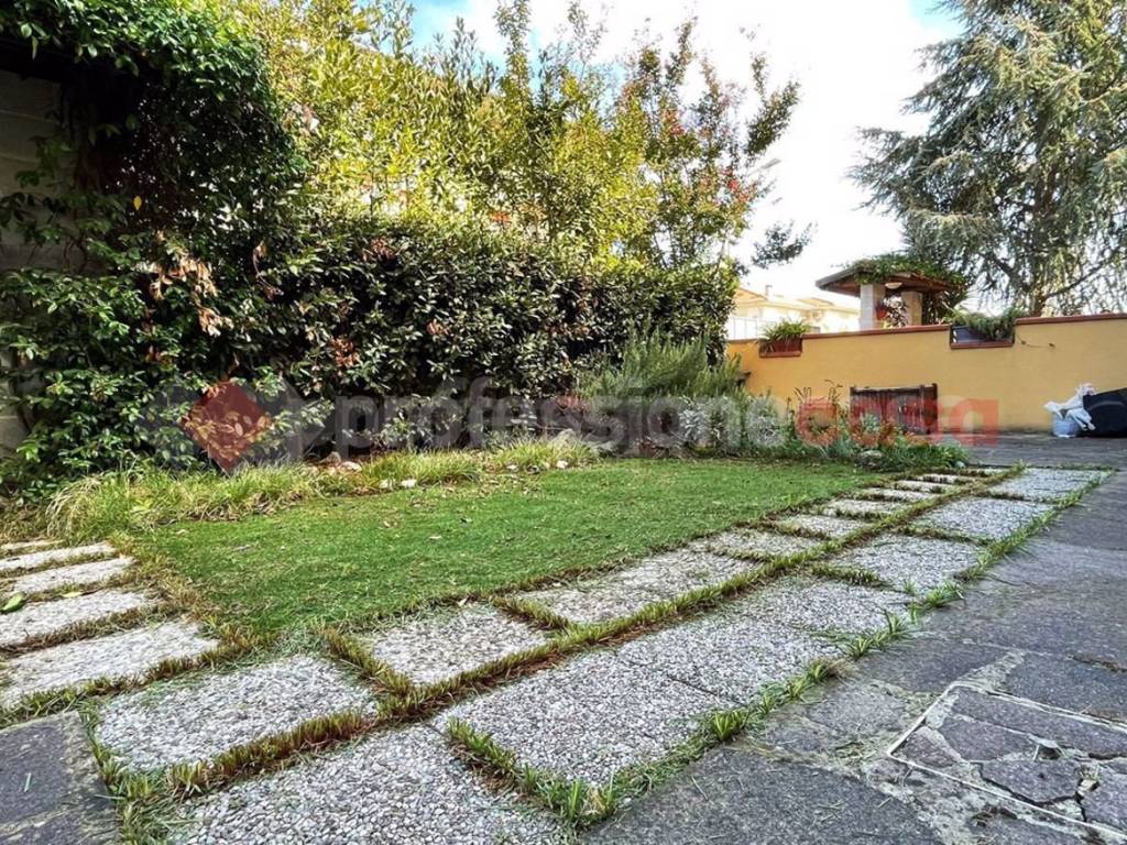 Appartamento a Collesalvetti in Via Pietro Fanfani - Foto 3