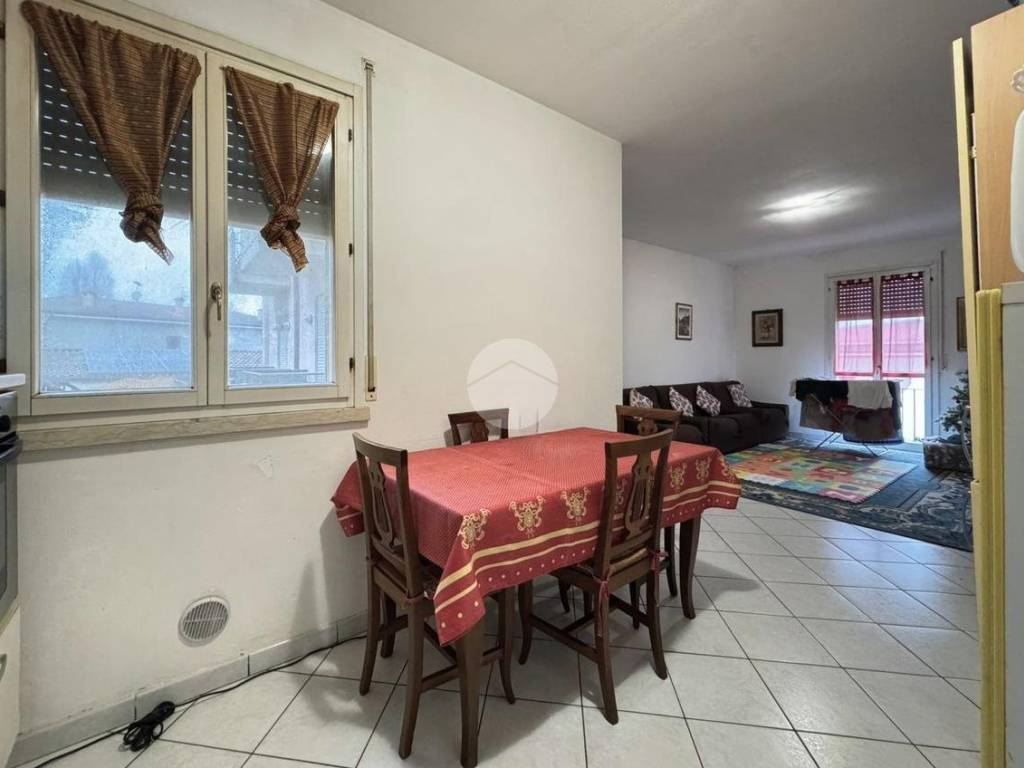 Appartamento a Curtatone in Via C. Roda, 11 - Foto 5