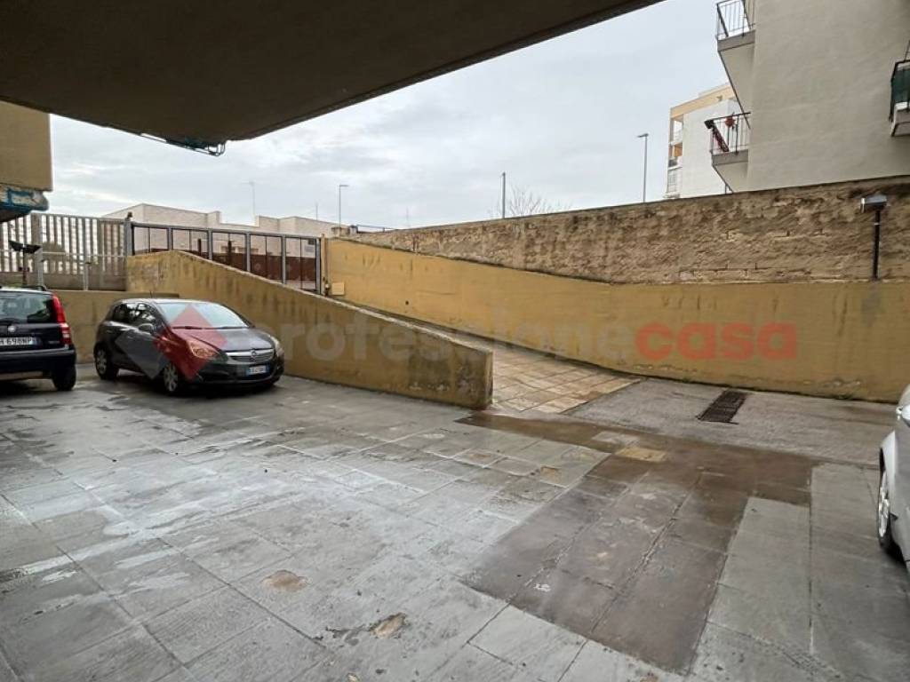 Box / garage a Bari in via L. Perosi, 3B - Foto 3
