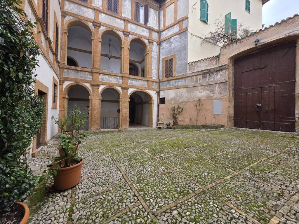 Appartamento a Spoleto in Via Brignone - Foto 3