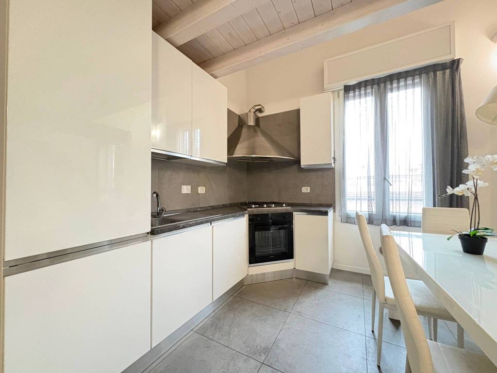 Appartamento a Bologna in Via Giacomo Matteotti, 33 - Foto 4