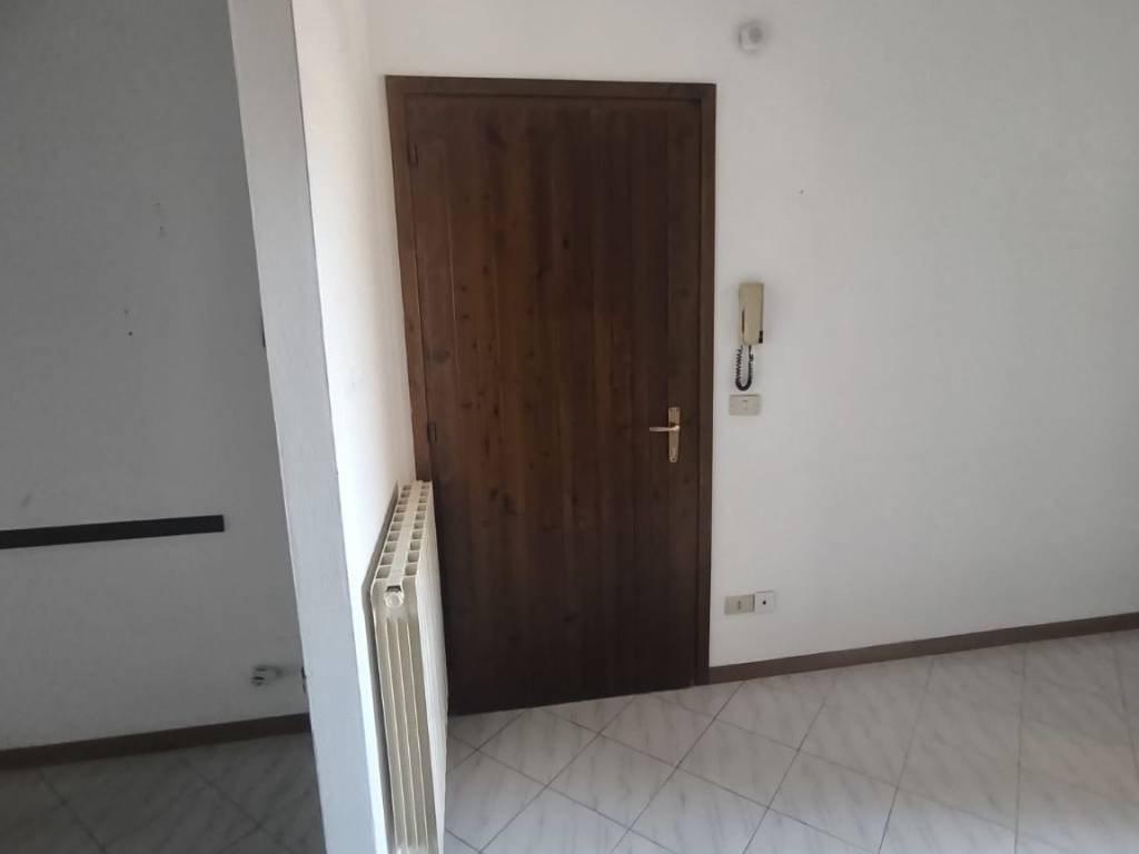 Appartamento a Massa e cozzile in Via Eugenio Montale - Foto 2