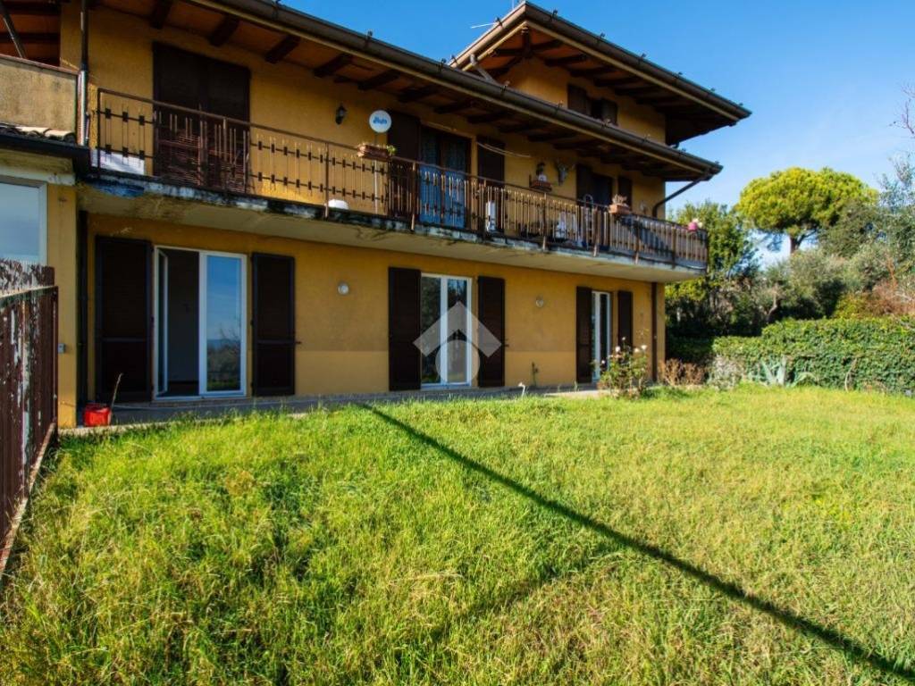 Appartamento a Polpenazze del garda in Piazza Degli Alpini, 1 - Foto 3