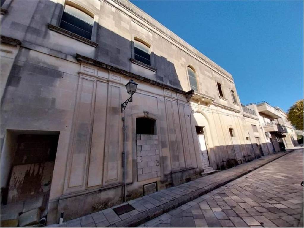 Palazzo / stabile a Maglie in Via Francesca Capece, 59 - Foto 2