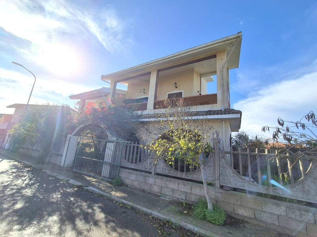 Villa a San giovanni suergiu in Via Giacomo Matteotti - Foto 2