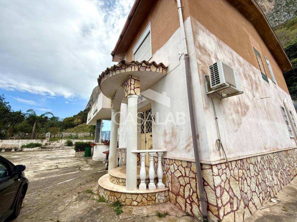 Villa a Carini in Via Don Luigi Sturzo, 193 - Foto 3