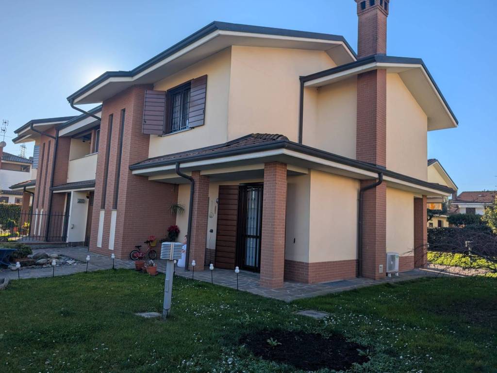 Villa a Vimodrone in Via Sant'Isidoro, 15 - Foto 3