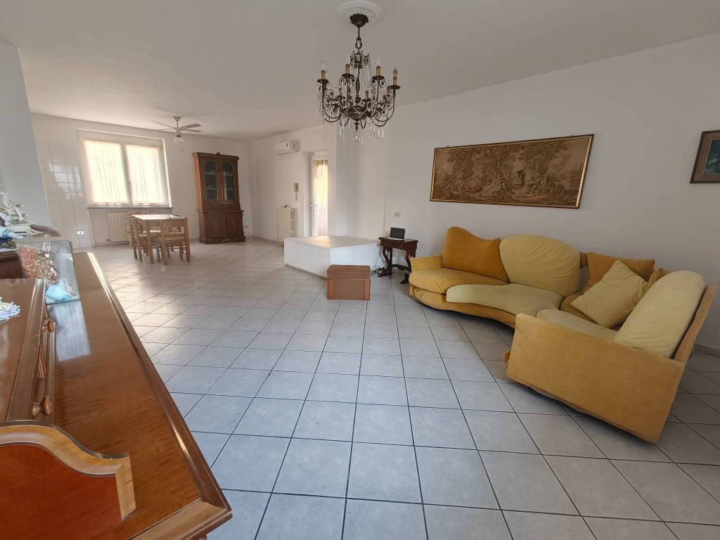 Villa a Guardamiglio in Via Umberto I - Foto 2