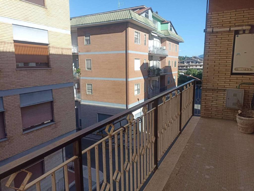 Appartamento a Sora in via marcello Lucarelli - Foto 2