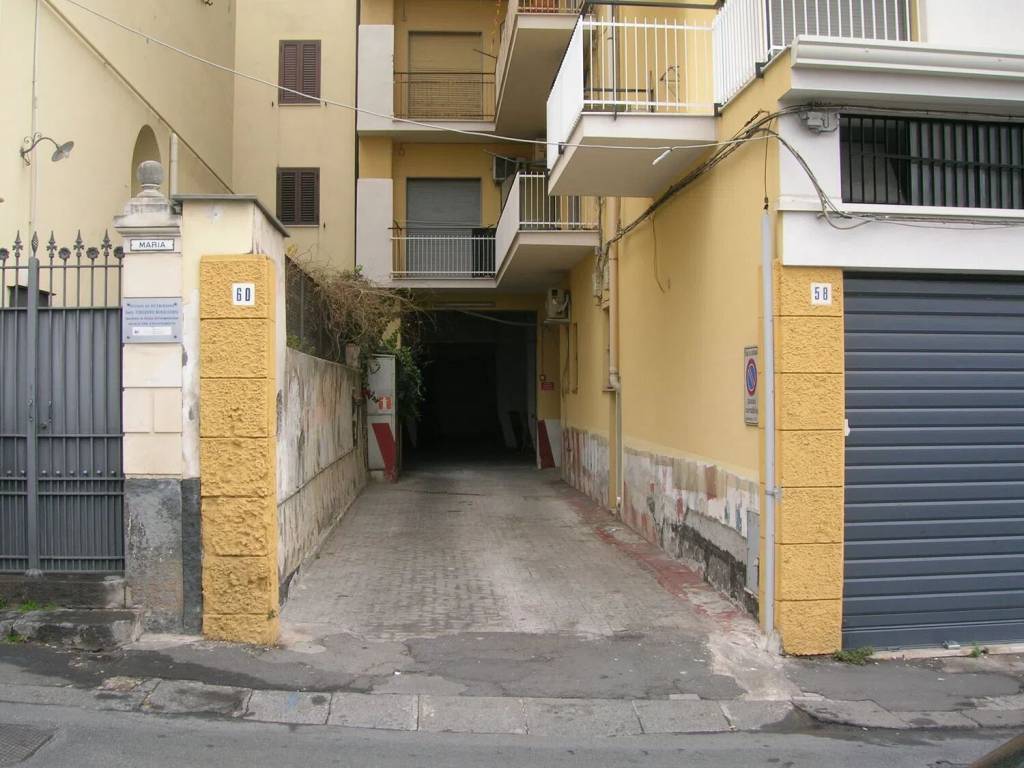 Box / garage a Catania in Via Paolo Bentivoglio, Catania, Ct, 46 - Foto 2