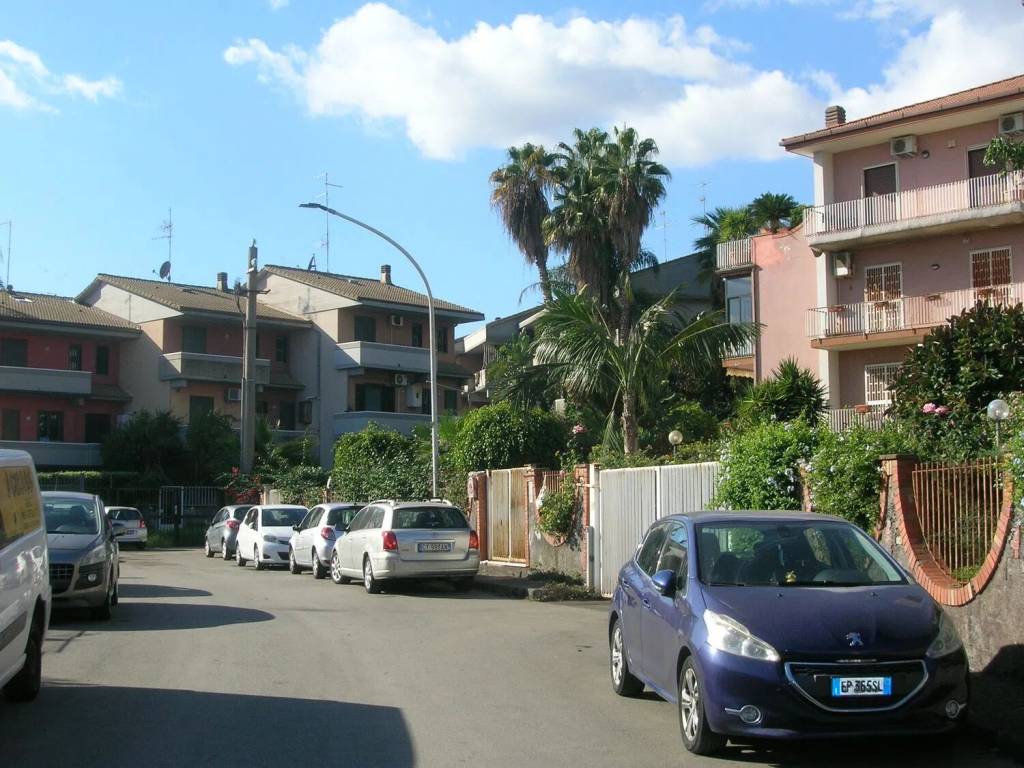 Appartamento a Aci castello in Via Teocrito, 4 - Foto 5