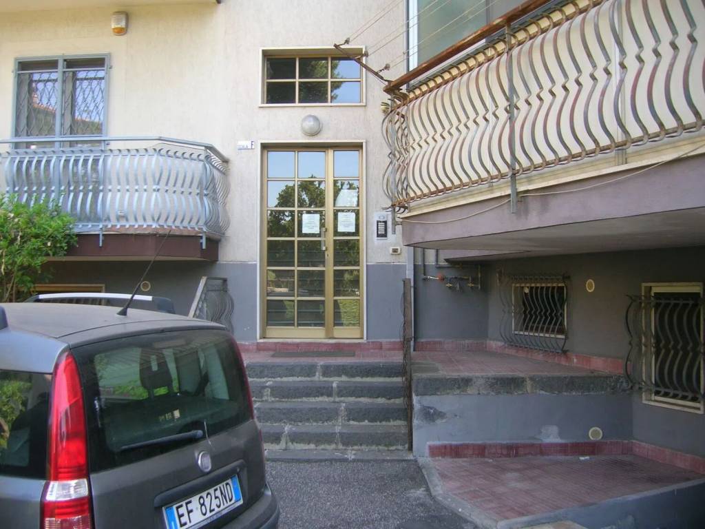 Appartamento a Catania in Viale Lorenzo Bolano, 45 - Foto 4