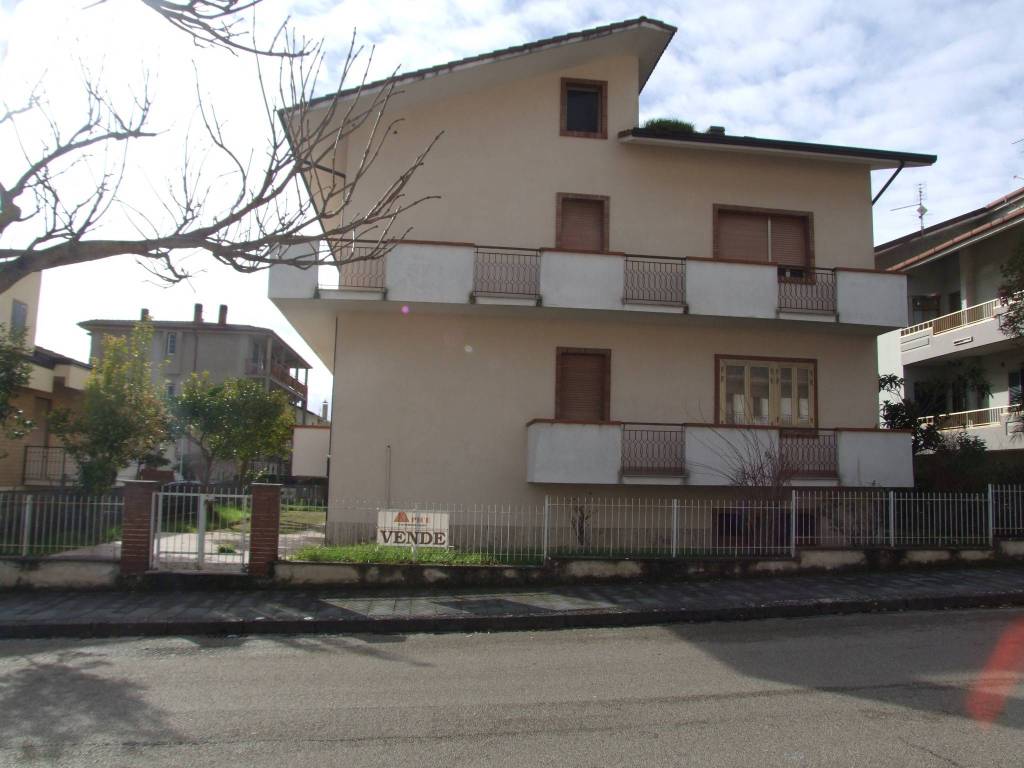 Casa indipendente a Apice in Viale della Storia - Foto 5