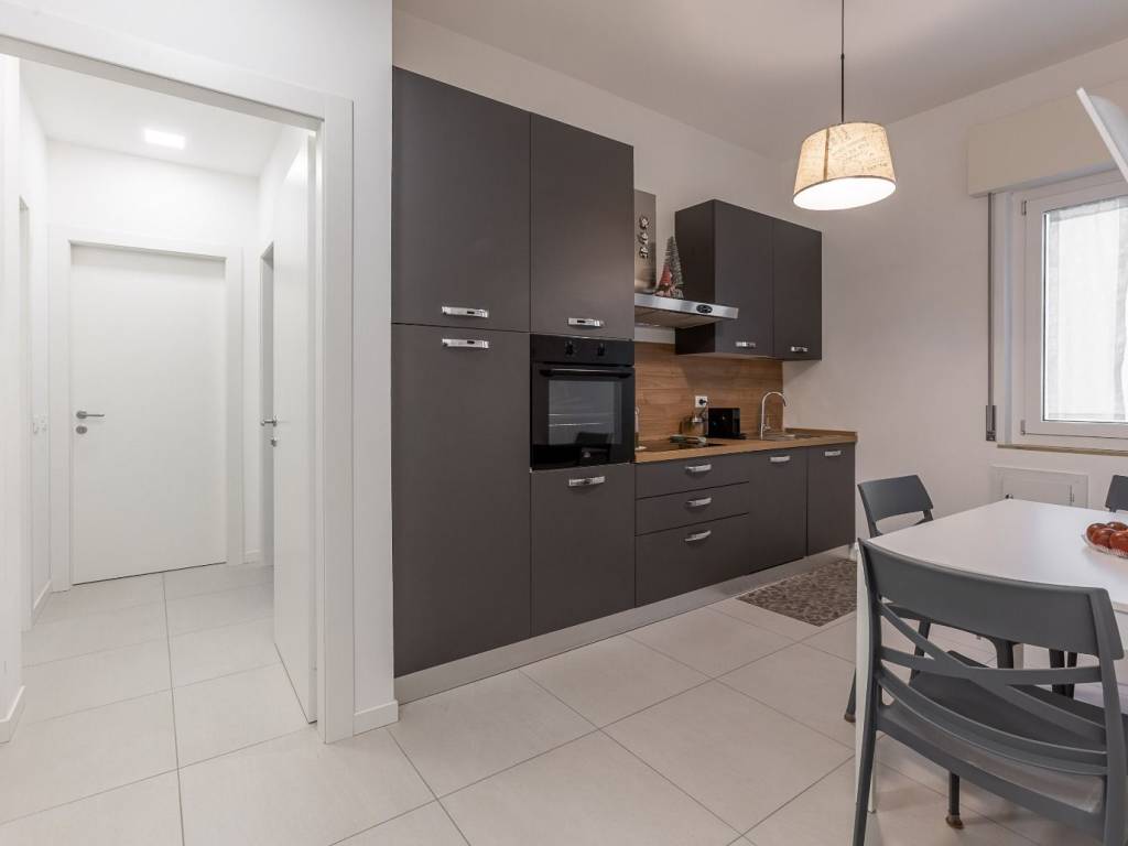 Appartamento a Verona in Via Antonio Oliosi, 9 - Foto 2