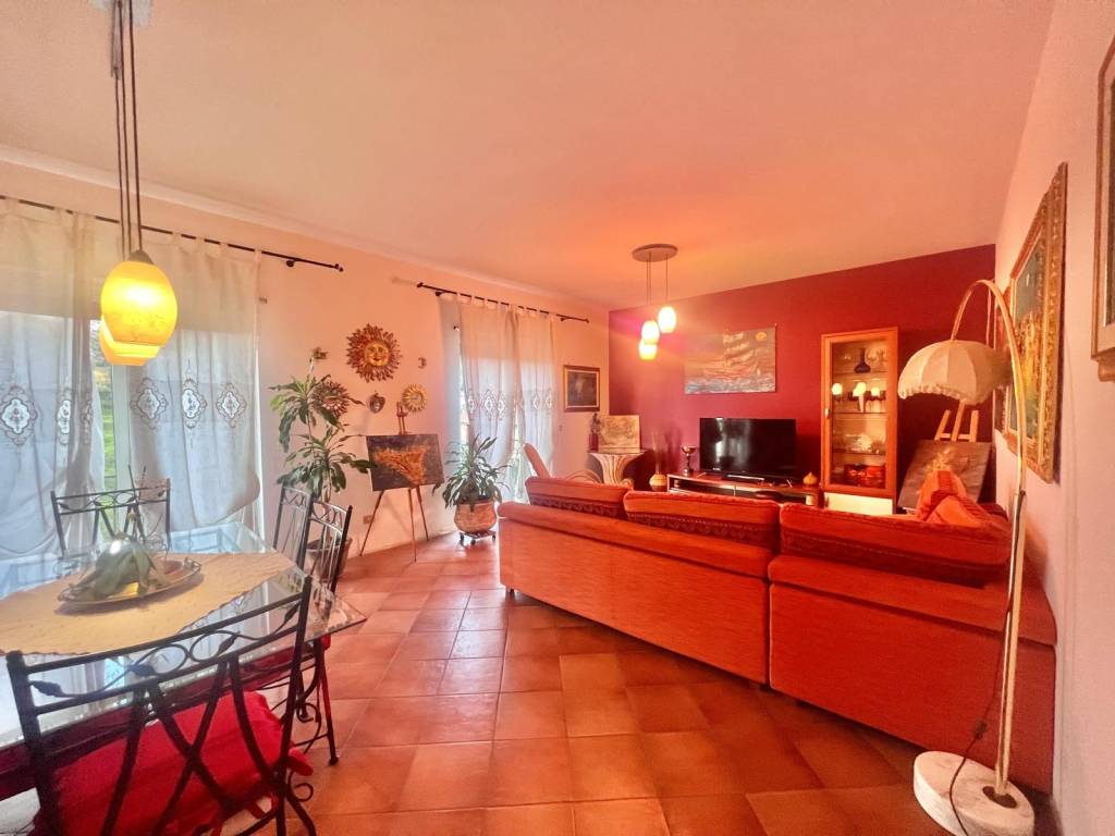 Attico / mansarda a Giarre in Via Filippo Meda, 83 - Foto 4