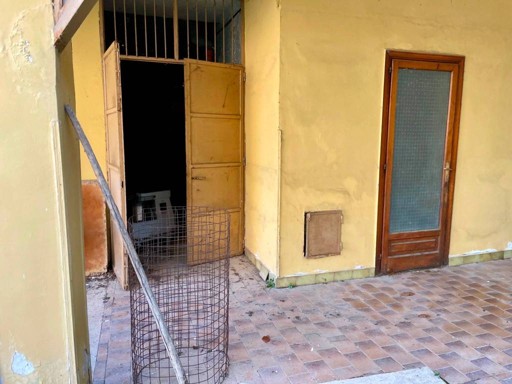 Casa indipendente a Rotondi in Via Francesco De Guglielmo, 24 - Foto 2